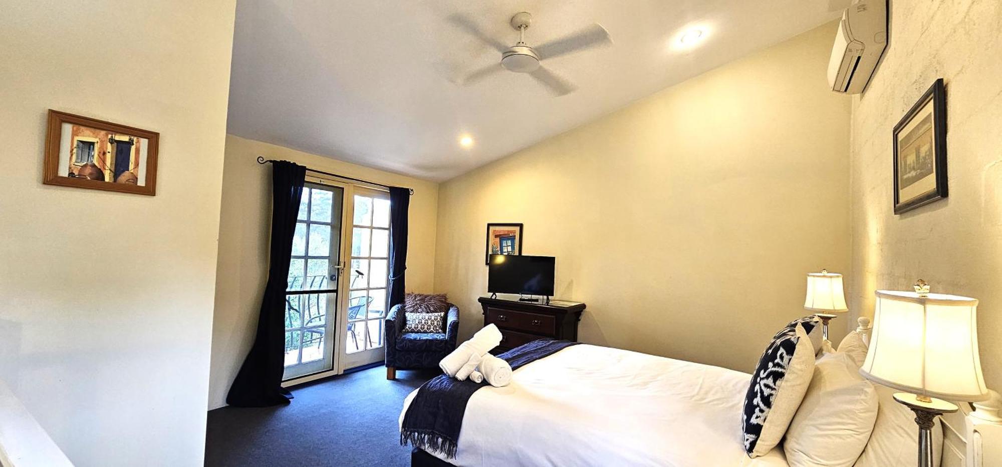 Chez Vous Split Level Balcony Spa Villa 2! Pokolbin Kültér fotó